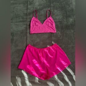 Victoria’s Secret sleepwear size M. Good condition